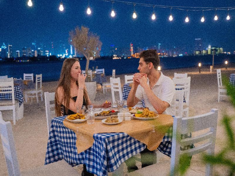 Th8 Palm Dubai Beach Resort Vignette Collection image