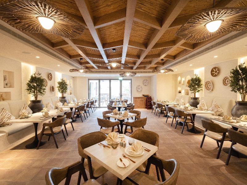 Th8 Palm Dubai Beach Resort Vignette Collection image