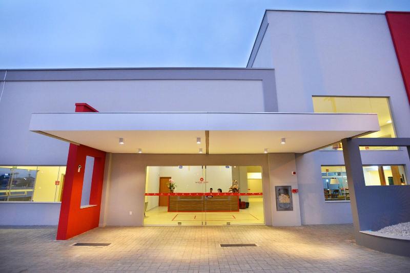 Habitat Prime Hotel — general view