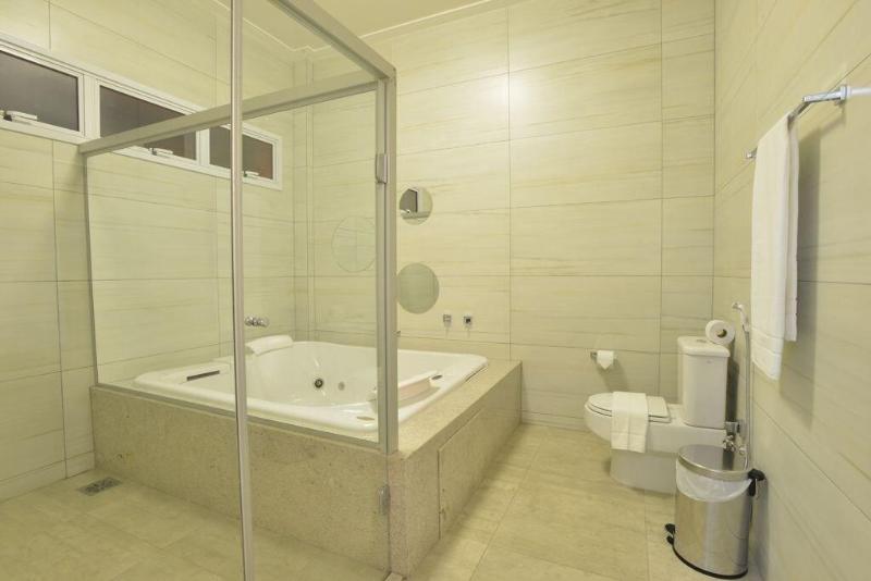 Habitat Prime Hotel image
