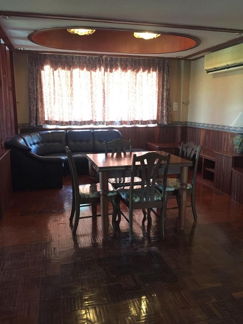 Sabai Hotel Lopburi image