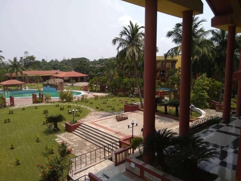 The Golden Retreat image