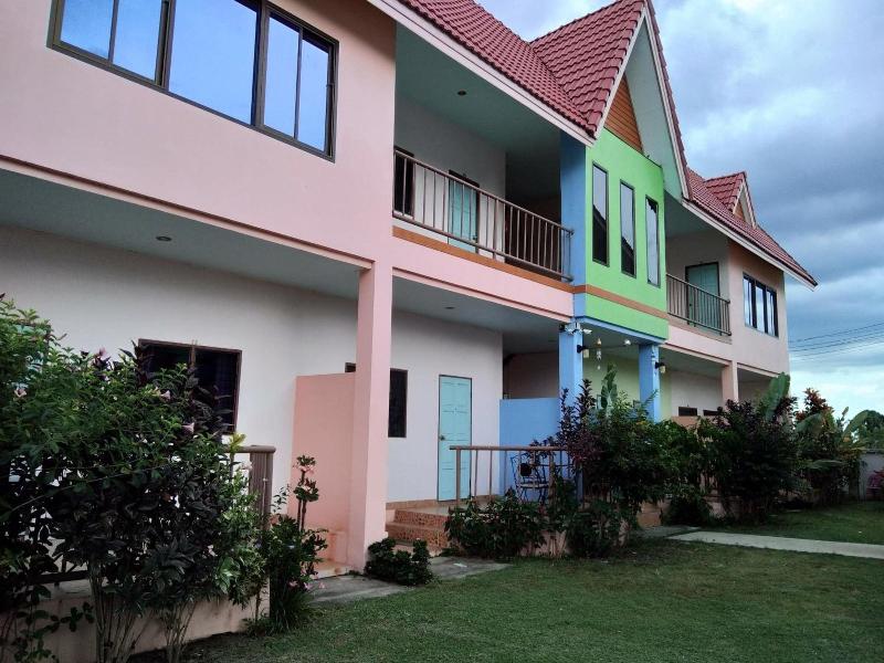 Peace Pool Resort