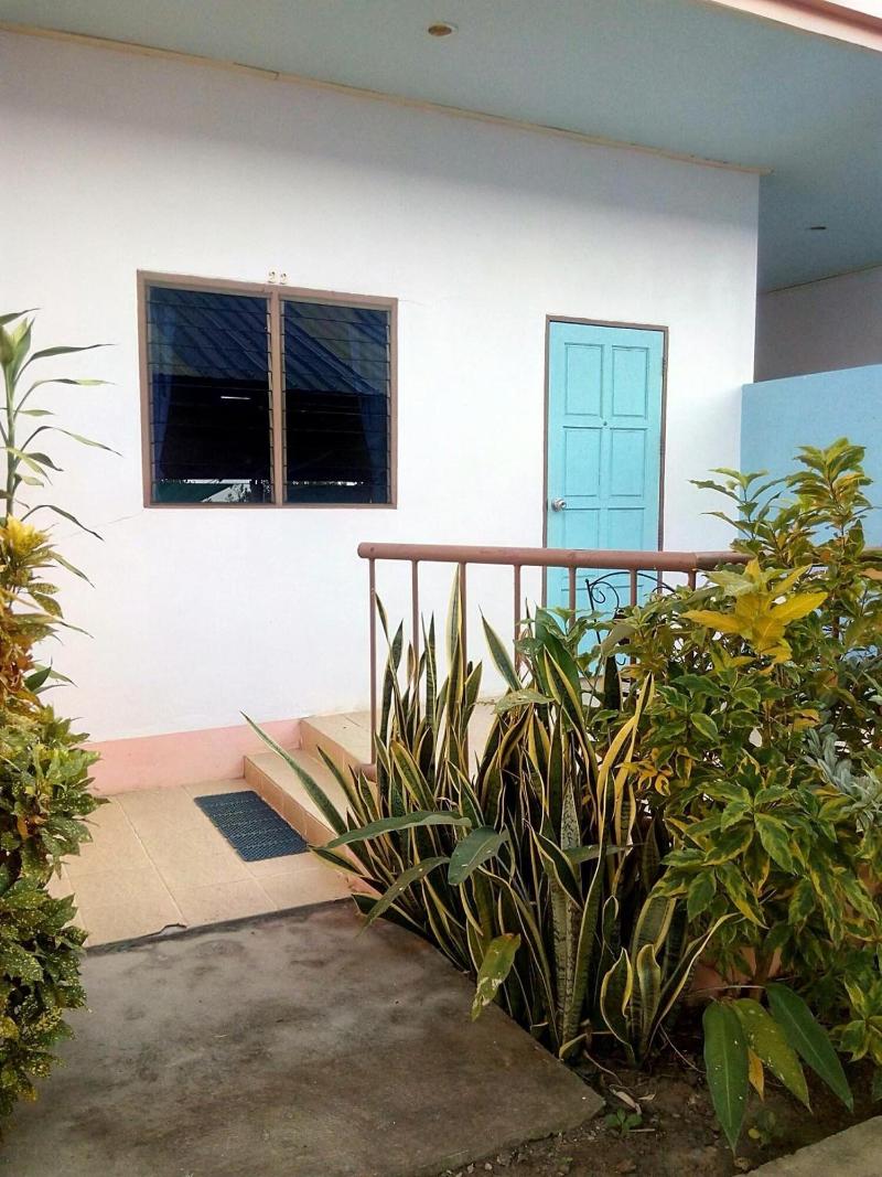 Peace Pool Resort
