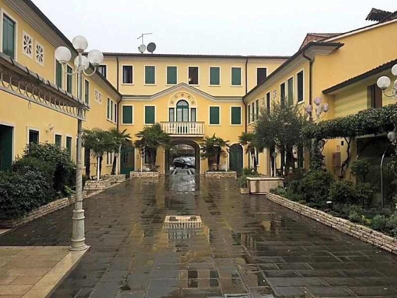 Hotel Alla Busa image