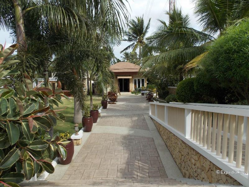 Bearland Paradise Resort image