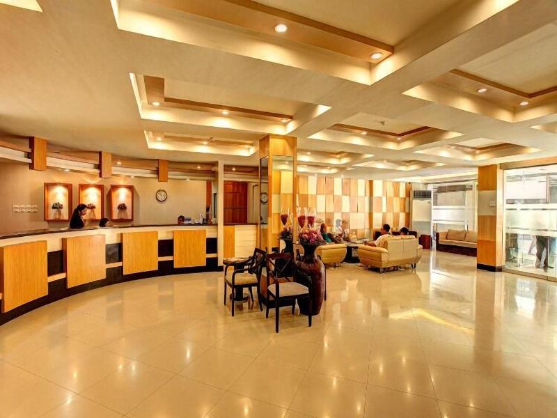 Grand Astoria Hotel image