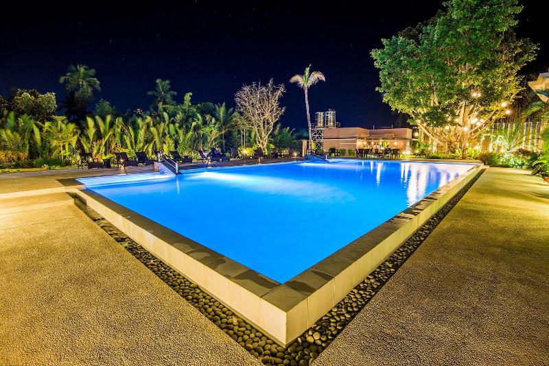 Ariana Hotel image