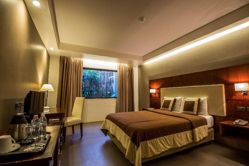 Ariana Hotel image