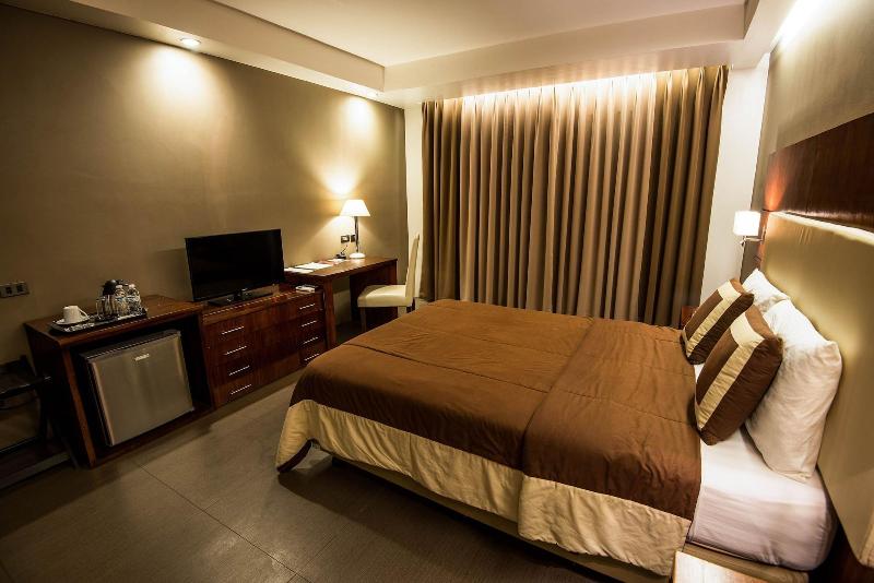 Ariana Hotel image