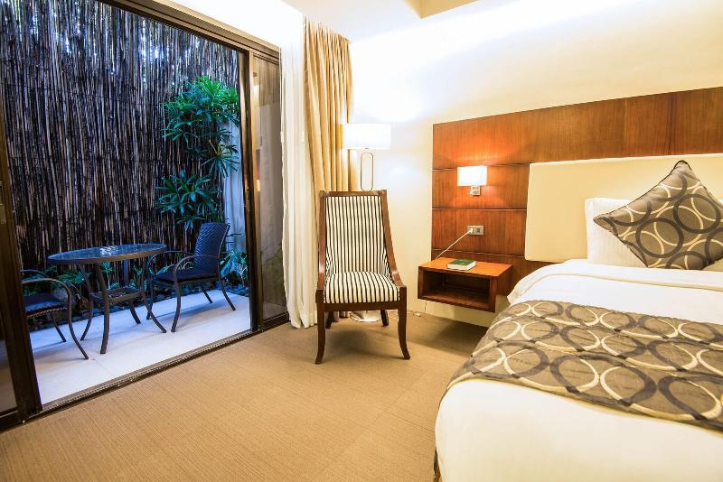 Ariana Hotel image