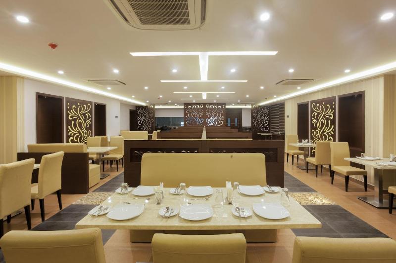 Hotel Himalayaa image 1