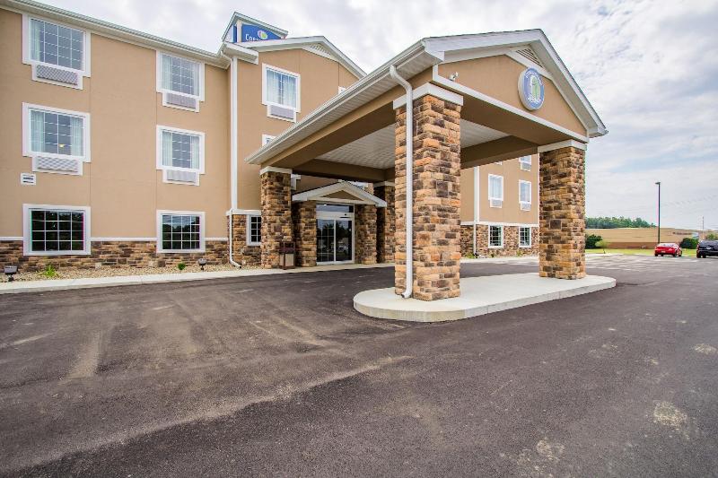 Cobblestone Hotel & Suites - Orrville image