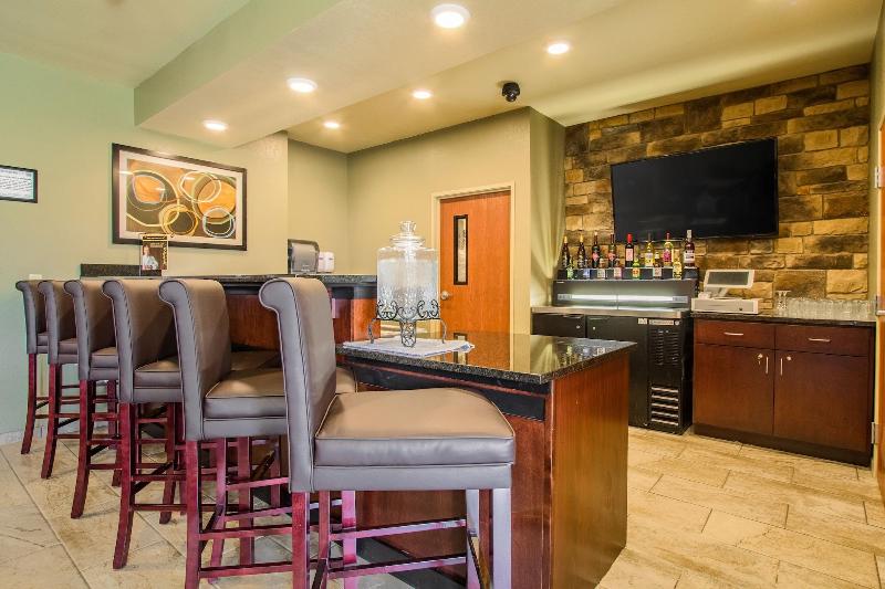 Cobblestone Hotel & Suites - Orrville image