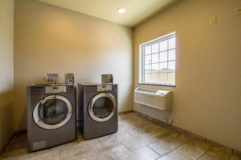 Cobblestone Hotel & Suites - Orrville image