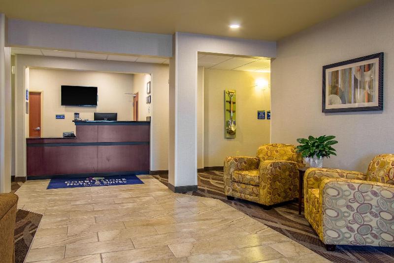 Cobblestone Hotel & Suites - Orrville image