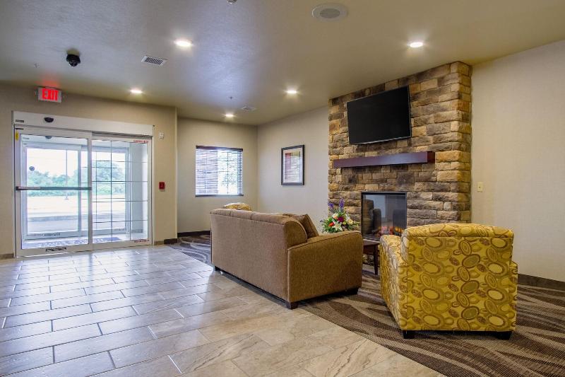 Cobblestone Hotel & Suites - Orrville image