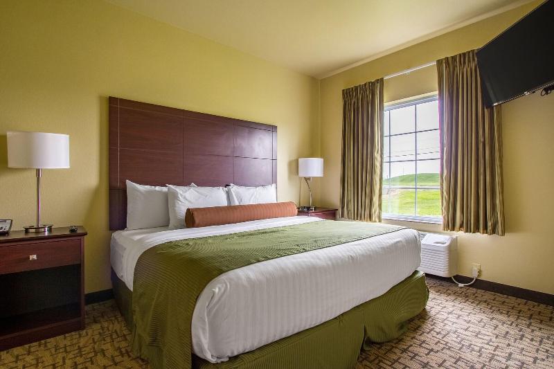 Cobblestone Hotel & Suites - Orrville image
