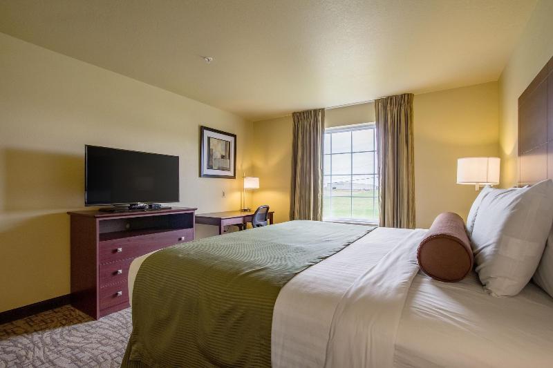 Cobblestone Hotel & Suites - Orrville image