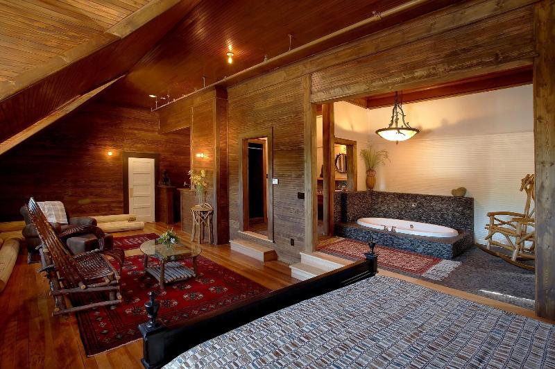 Mccloud Mercantile Hotel image