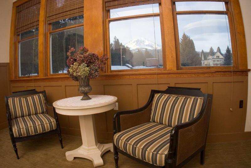 Mccloud Mercantile Hotel image