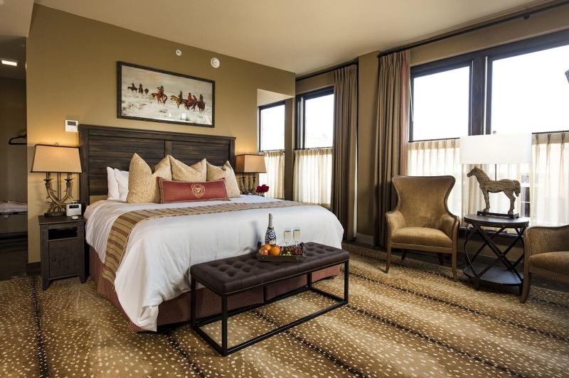 Frontier Hotel Pawhuska image