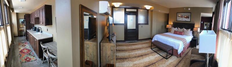 Frontier Hotel Pawhuska image 10