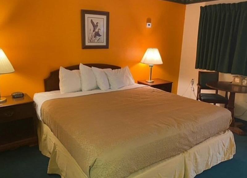 Sunrise Motel image