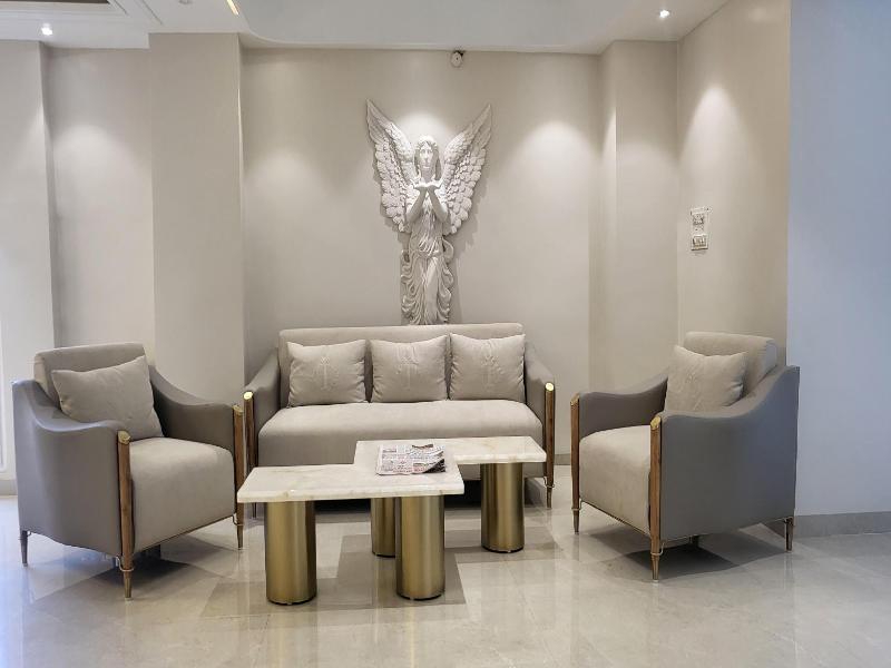 Kingdom Hotel image