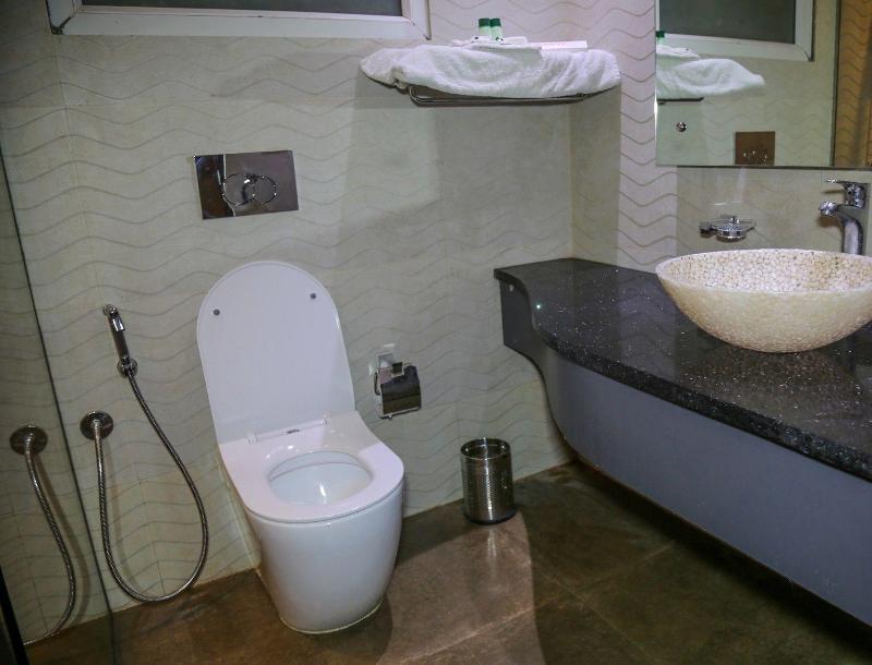 Kingdom Hotel image
