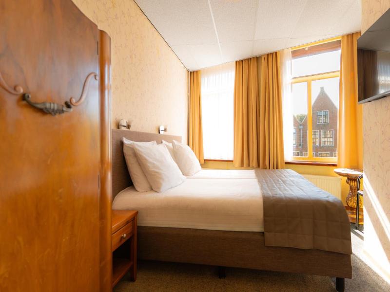Hotel 't Heerenlogement image