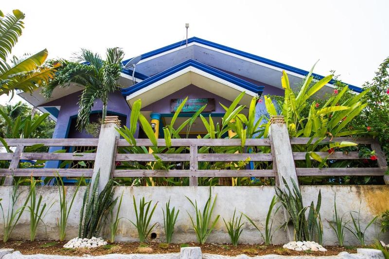 Isla Haruhay Homestay - Hostel