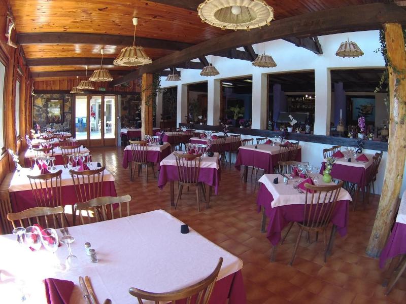 Boustigue Hôtel - Restaurant image