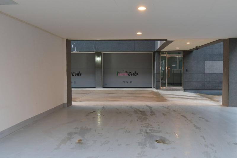 Cats Hotel image