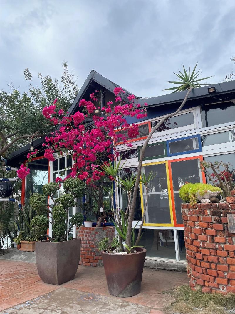 LanJen Villa B&B image