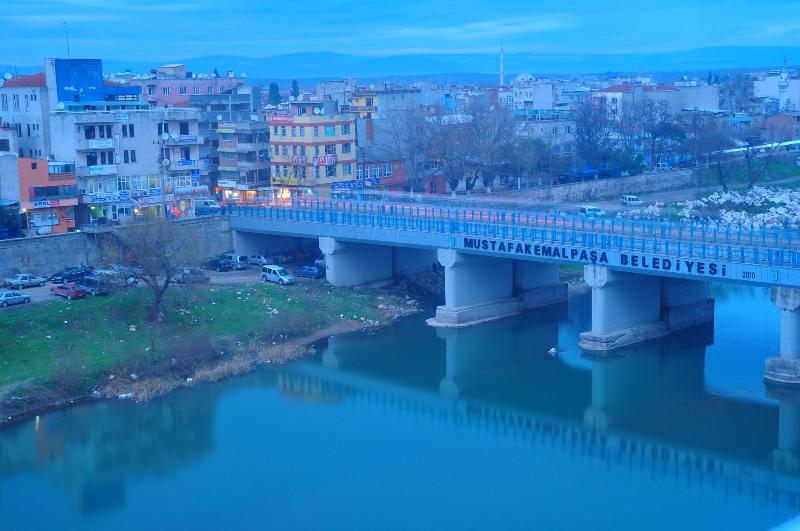 Hande Hotel — exterior view