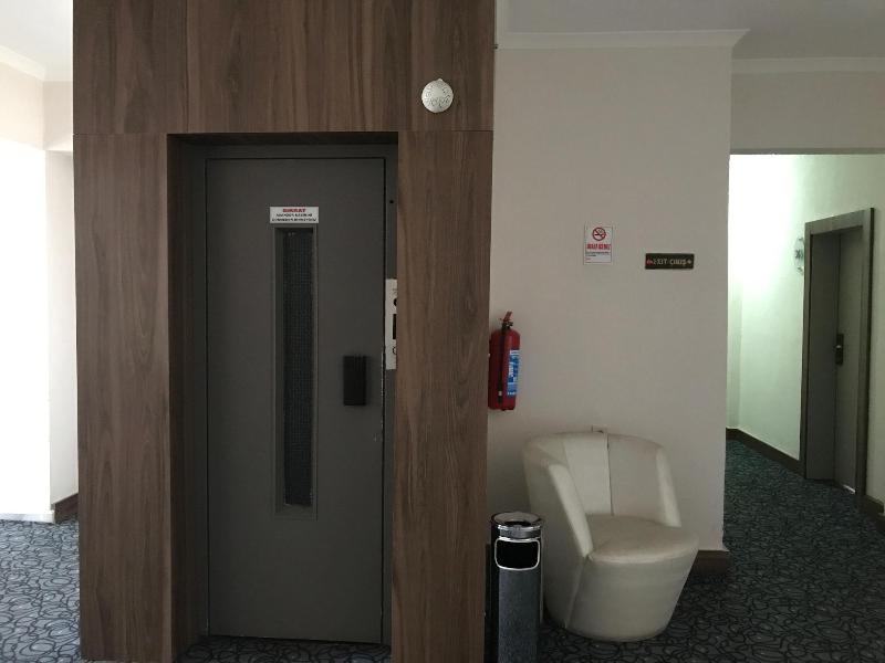 Hande Hotel