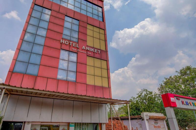 Oyo 13490 Hotel Aniket — main photo