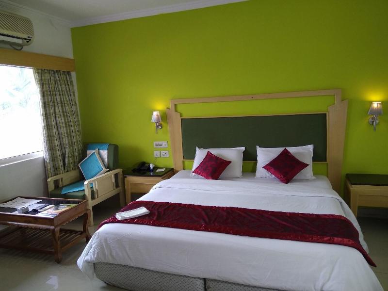 Hotel River Bay image