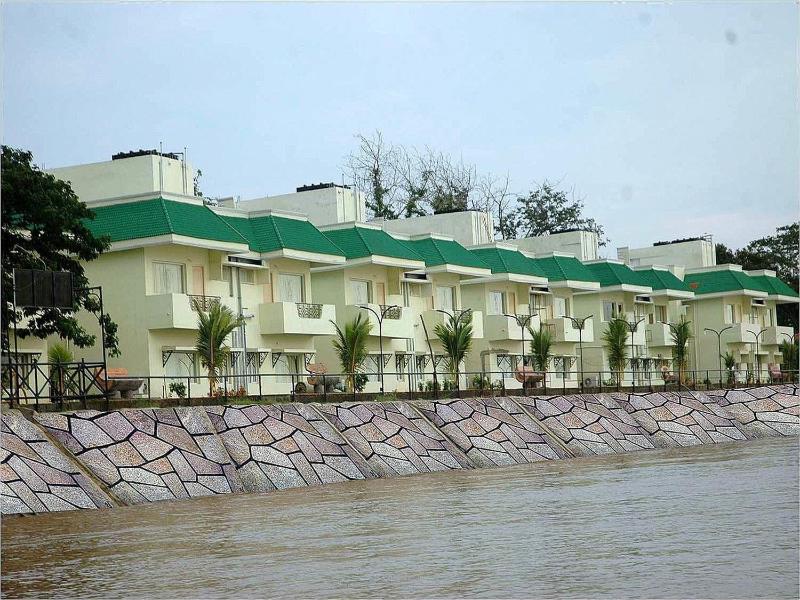 Hotel River Bay image