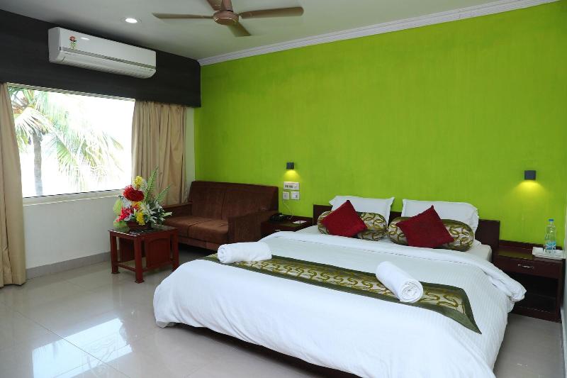 Hotel River Bay image