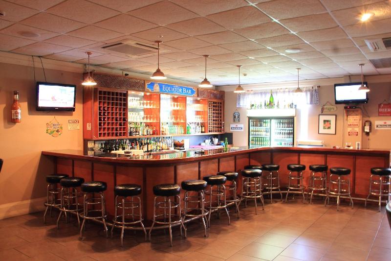 Tradewinds Hotel image