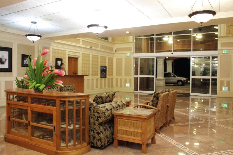Tradewinds Hotel image