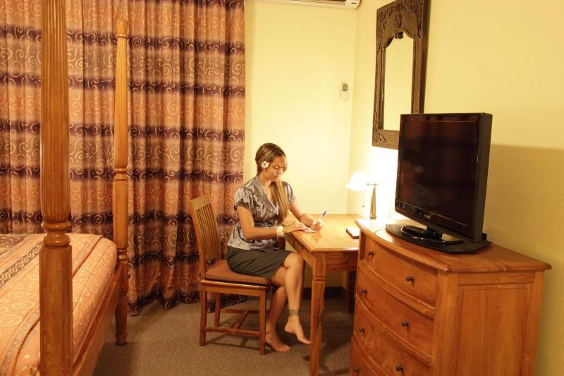 Tradewinds Hotel image