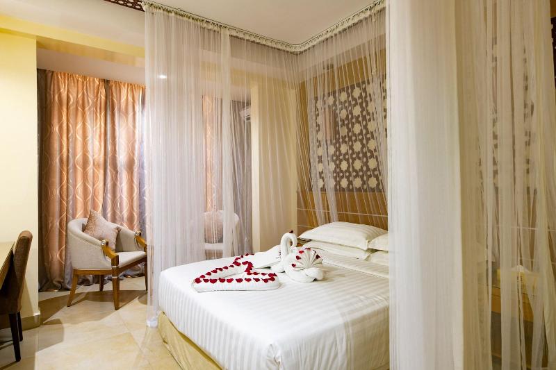 Saab Royale Hotel image