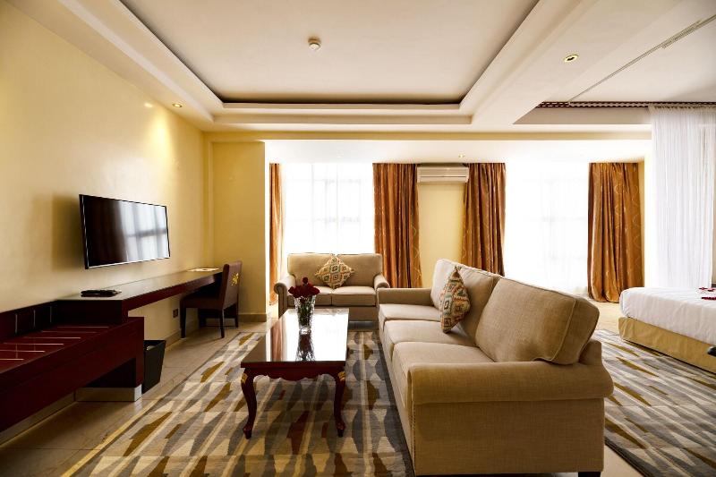 Saab Royale Hotel image