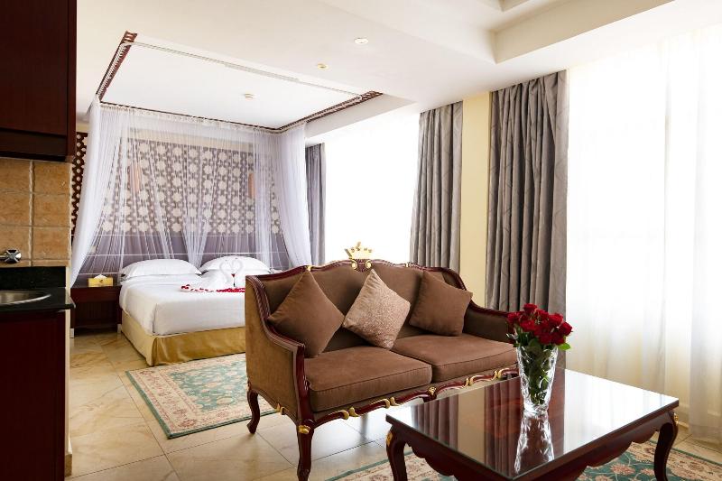 Saab Royale Hotel image