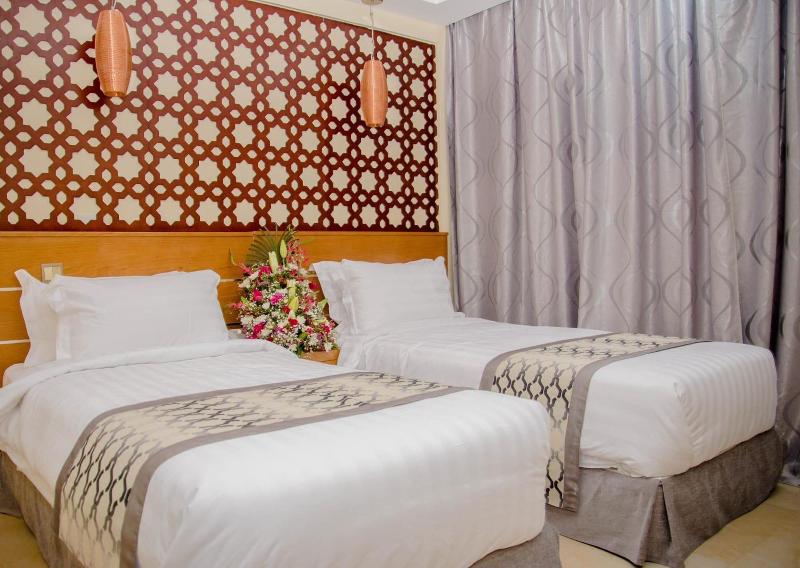 Saab Royale Hotel image
