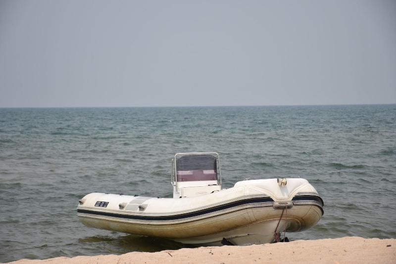Hotel Club Du Lac Tanganyika image