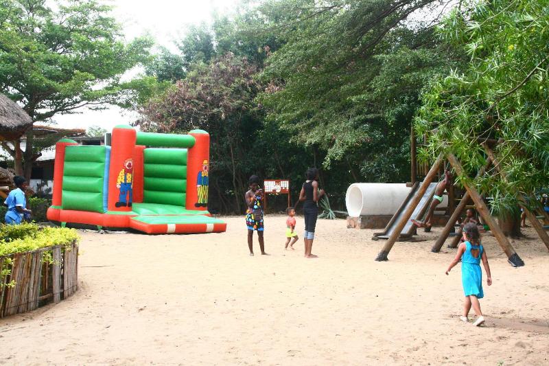 Hotel Club Du Lac Tanganyika image